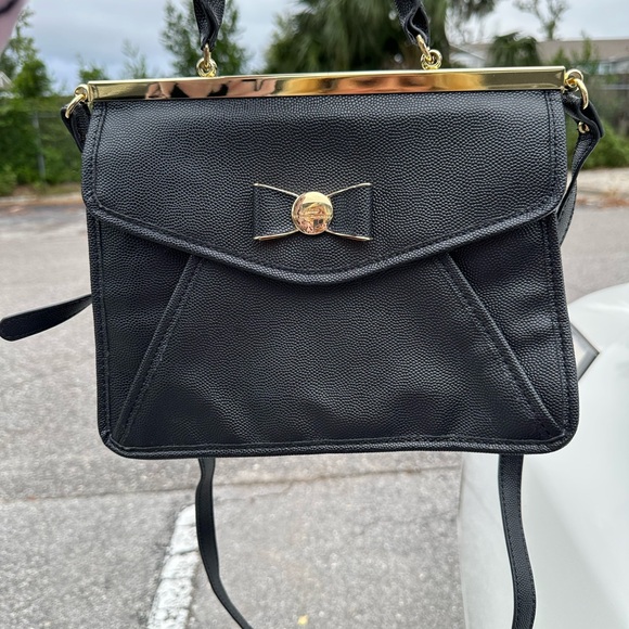 Lulu Guinness Black Crossbody Bag with Gold Accents - Picture 1 of 6